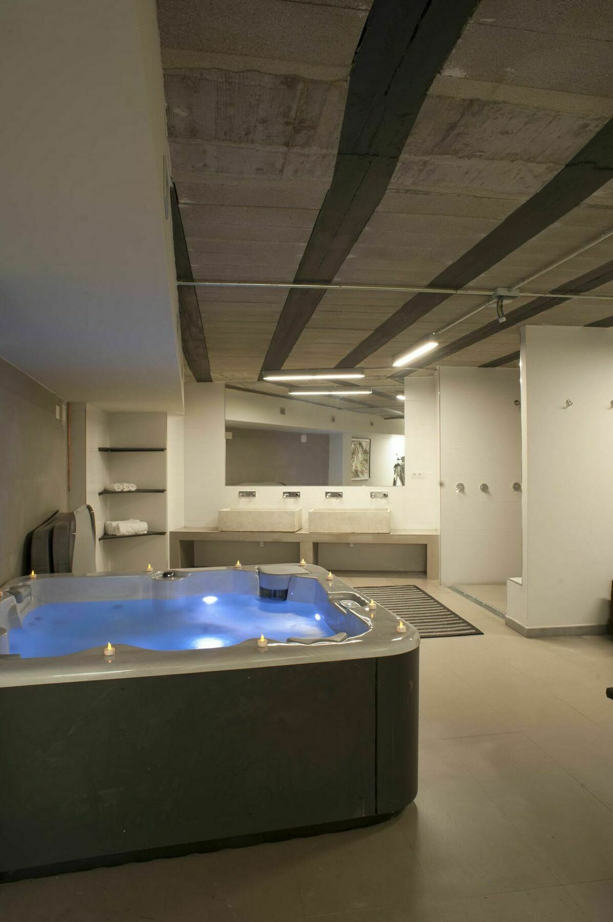 Chvictoria Loft May 13 Куенка Екстериор снимка
